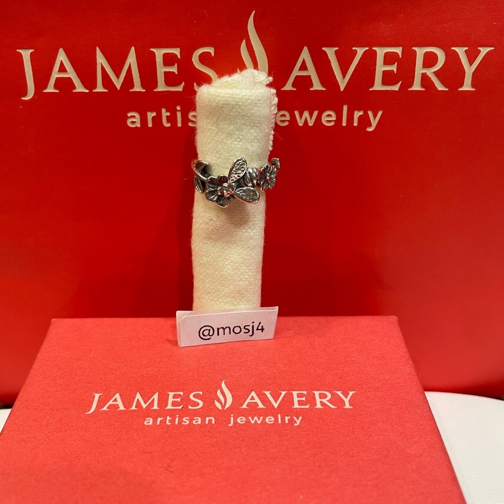 Retired James Avery Bumble Bee and Flowers Ring